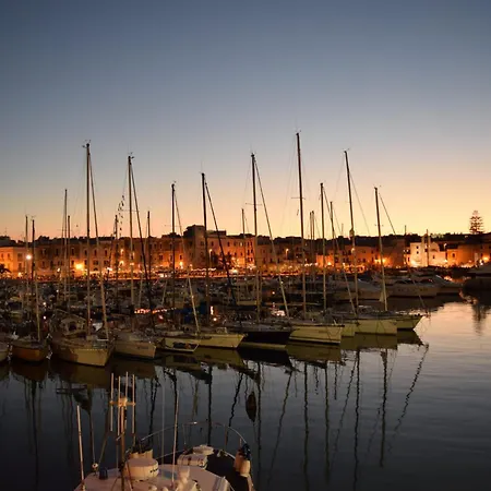 A Sud Ares Bed and Breakfast Trani